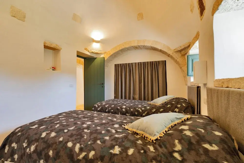 Trullo Pietra Rossa with Pool by Wonderful Italy
