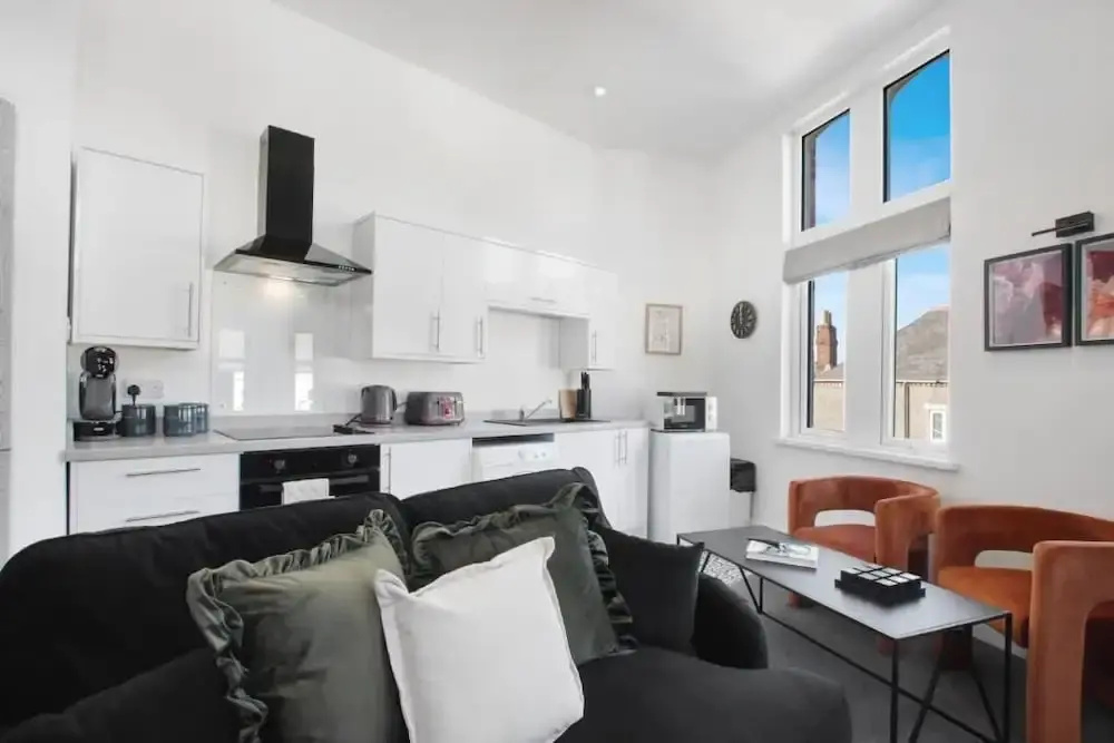 The Cardiff Comfort 2-bed Apartment