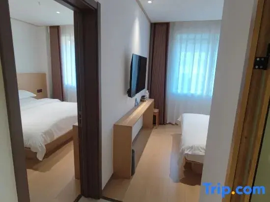 PuYu Guanshan Guest House (Huangguo  Store)