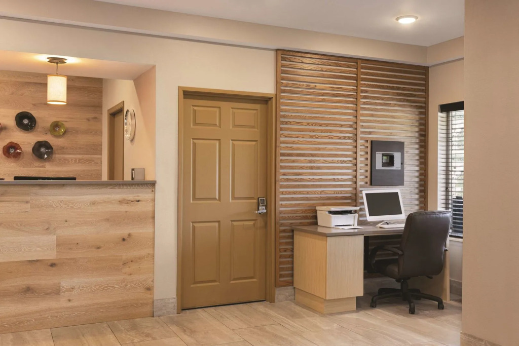 Country Inn & Suites by Radisson, Albert Lea - Austin