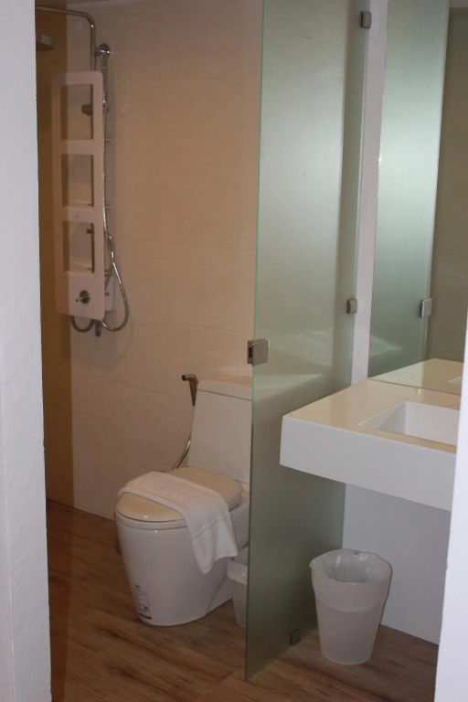 Nantra Thongson Bay Resort & Villas