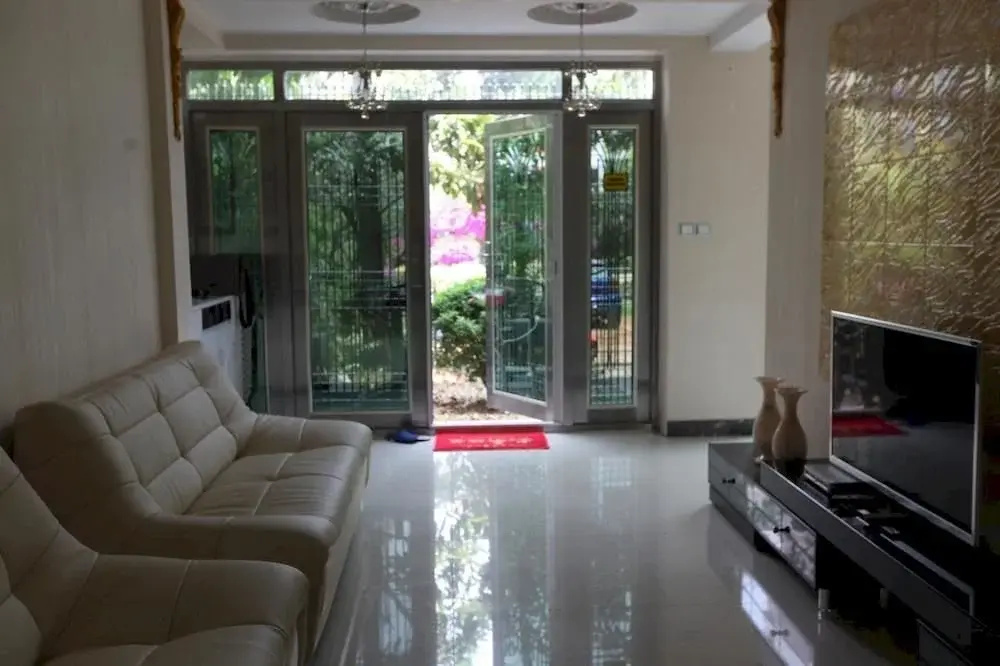 Kunming Dianchi Sunshine Inn