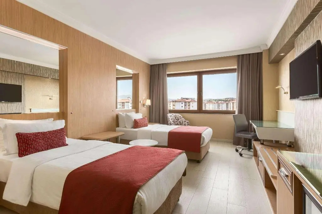 Ramada Usak