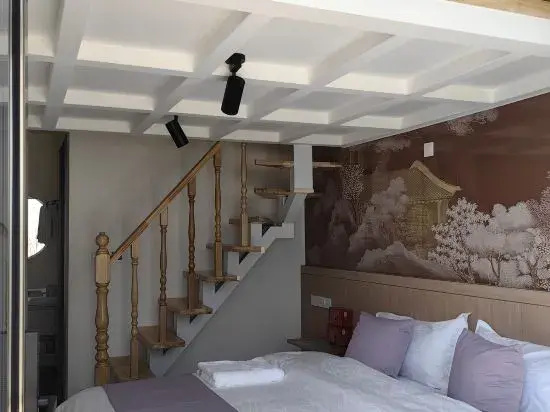 Beijing Amethyst City Courtyard home
