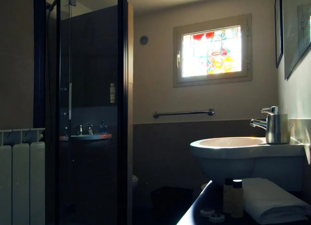 Michelangelo Charmsuite
