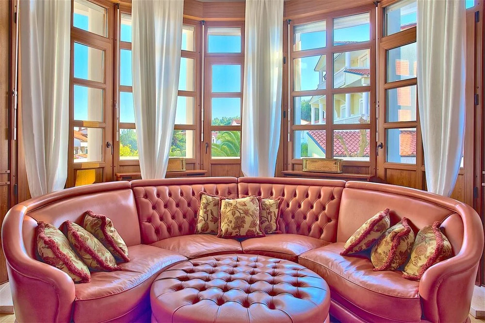Mansion With 10 Bedrooms in Pula, With Wonderful Sea View, Terrace and Wifi - Near the Beach