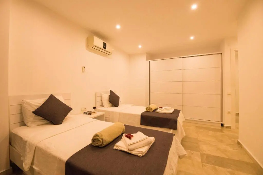 Lumiere Villas 2