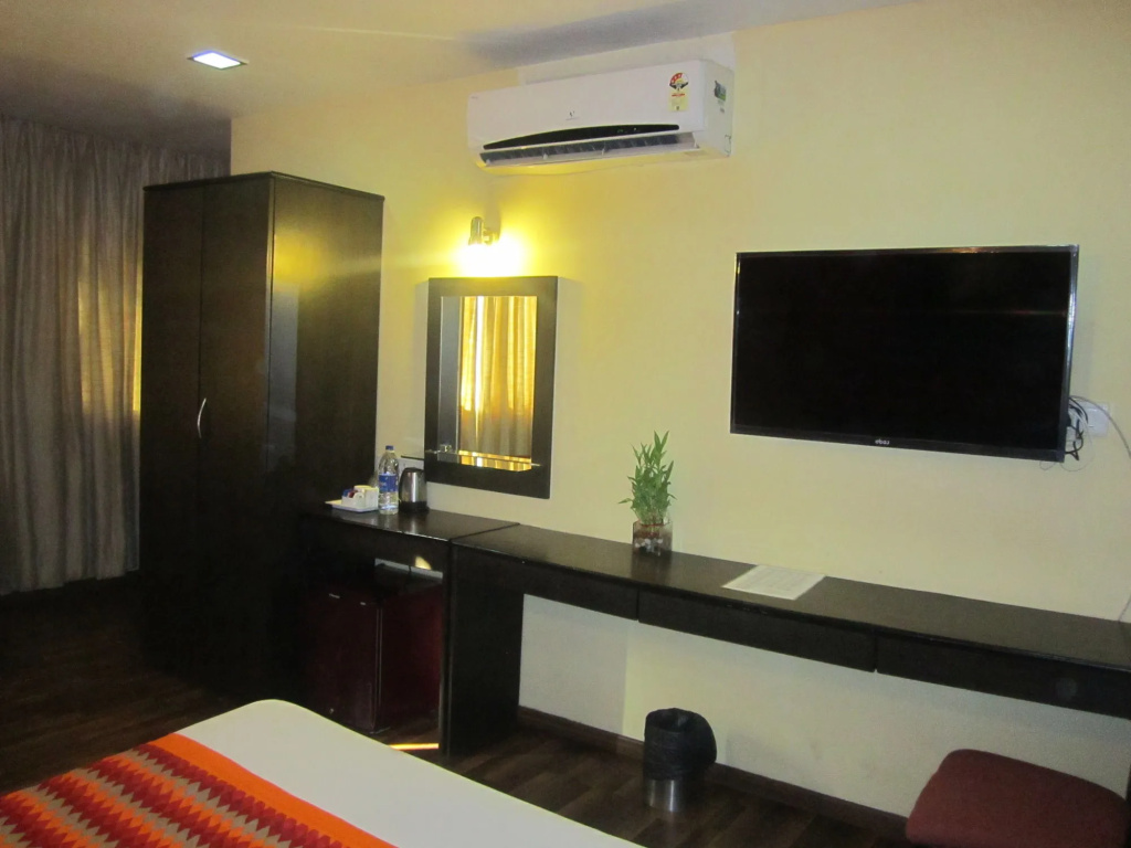 Hotel Orritel West