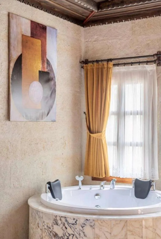 Uzay Cave Suite Hotel