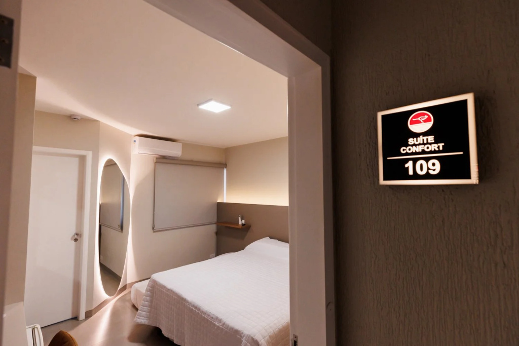 Tonello Business Hotel