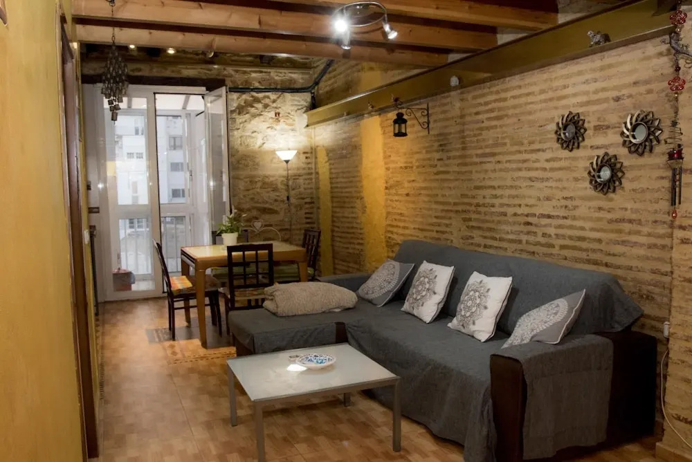 Cervantes Apartment