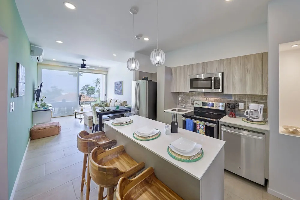 Sunset Blvd 9A - 3 Br Condo