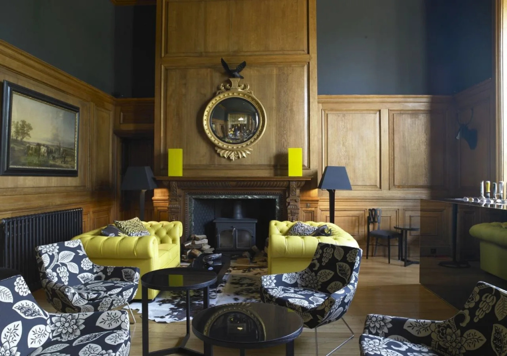 Eynsham Hall