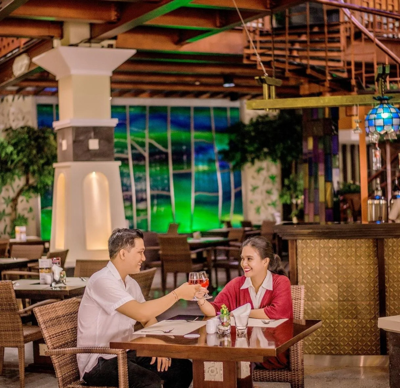 Famous Hotel Kuta Formerly Permata Kuta Hotel