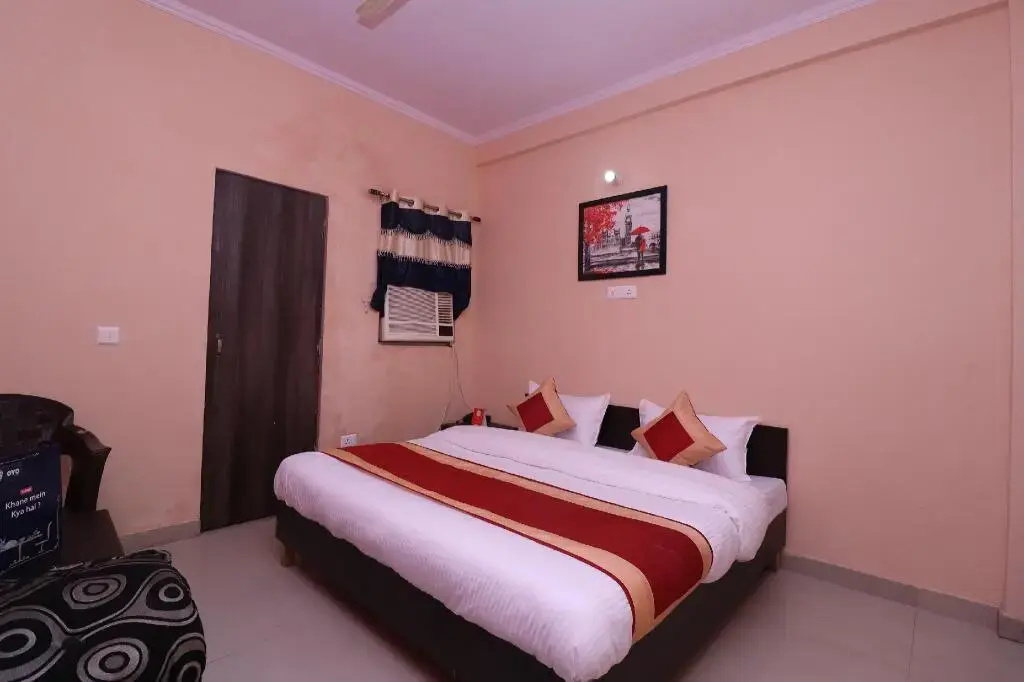 OYO Rooms Jaipuria Mall Indirapuram