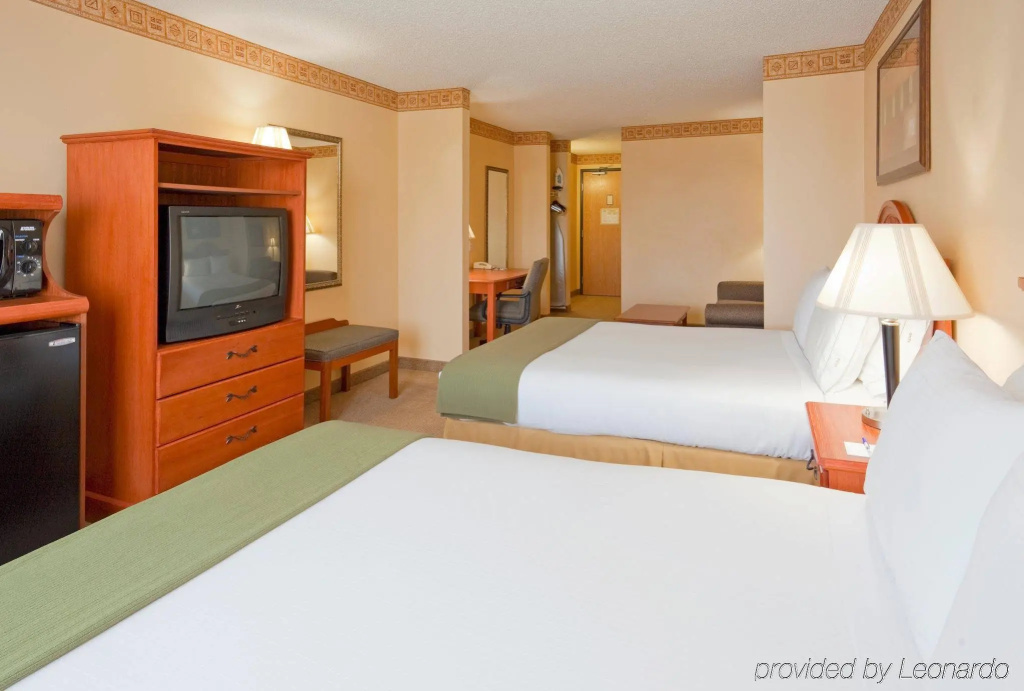 Holiday Inn Express Hotel & Suites Livermore by IHG