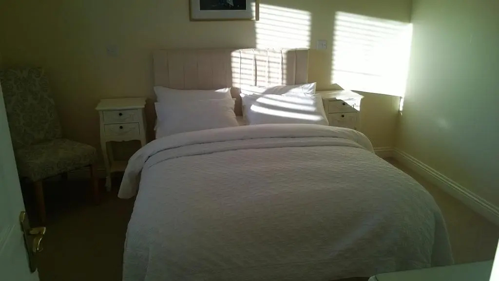 Sunrise Lodge