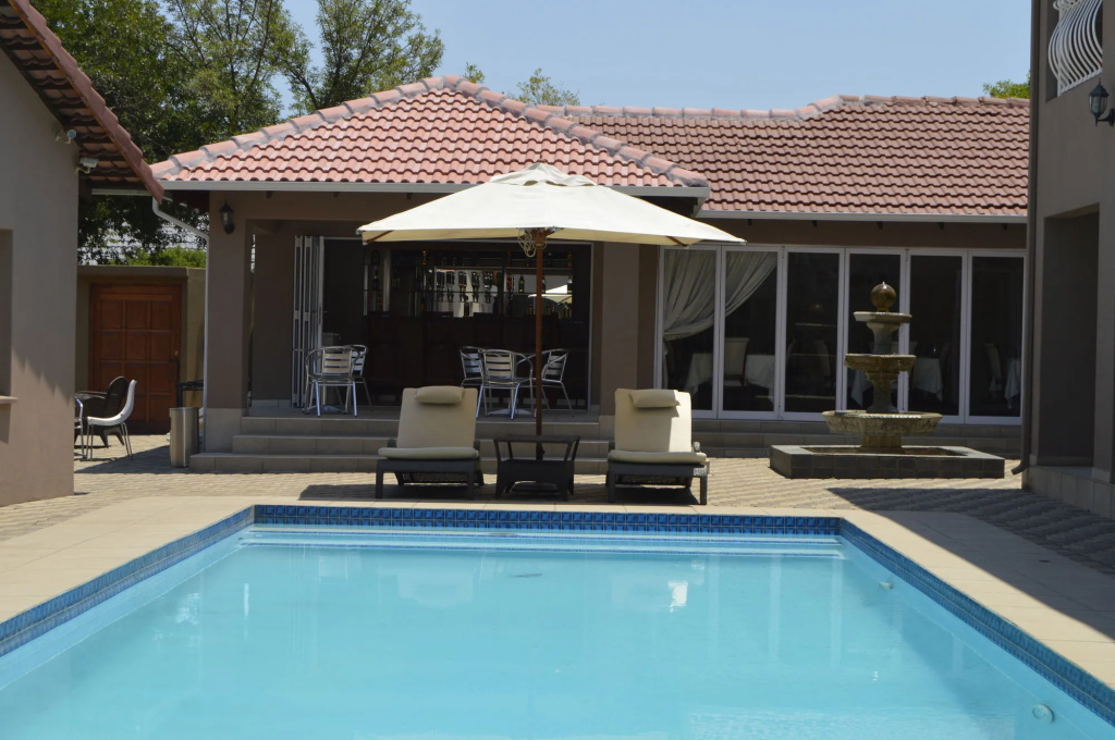 Lakeview Boutique Hotel & Conference Center