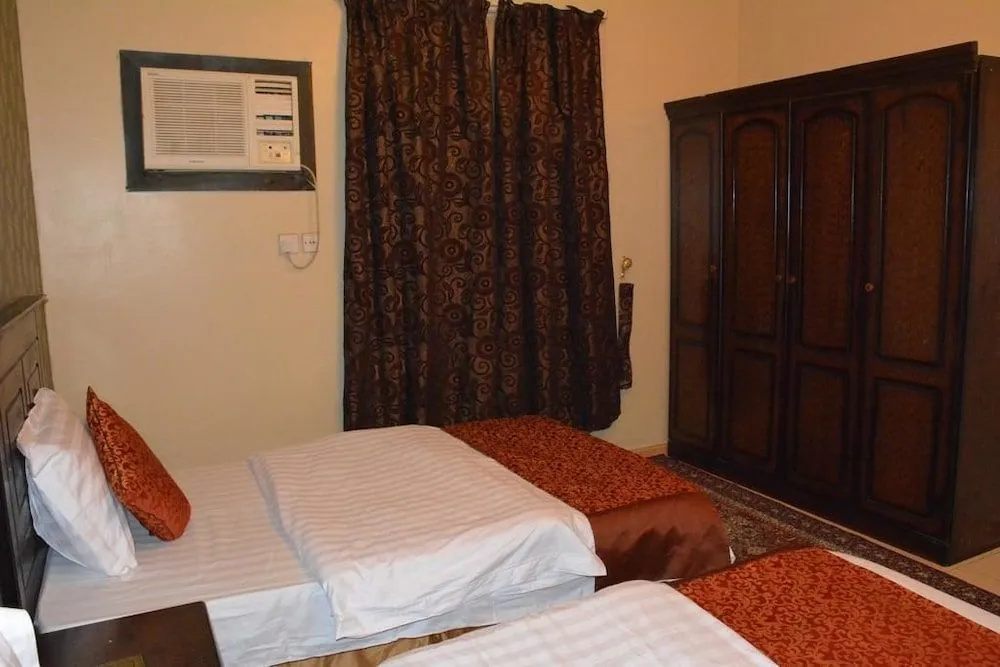 Al Eairy Furnished Apartments Jizan 2
