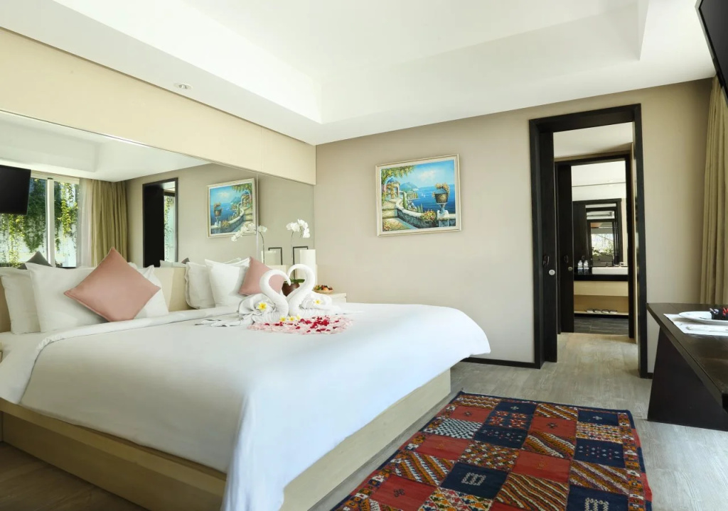 The Akmani Legian