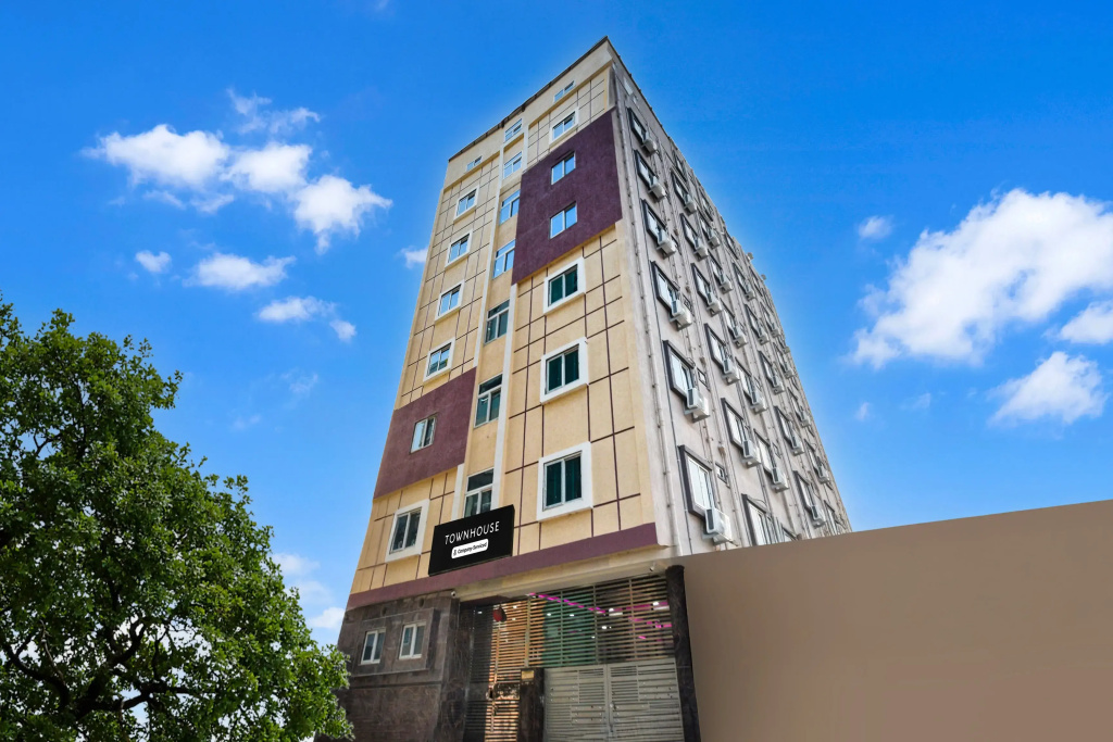 Super Townhouse Kokapet Formerly Aarian Tej Nilayam