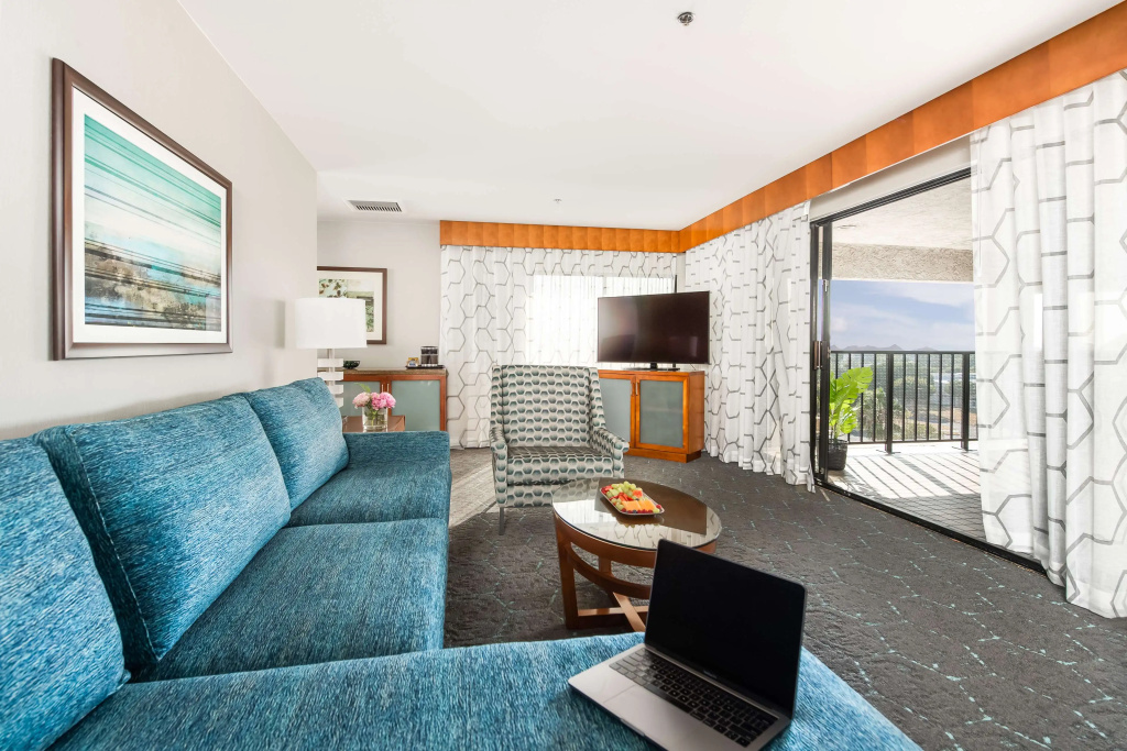 DoubleTree by Hilton Carson