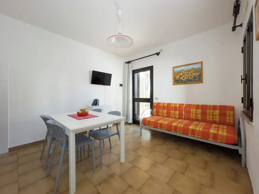 Apartment With Parking Near Center