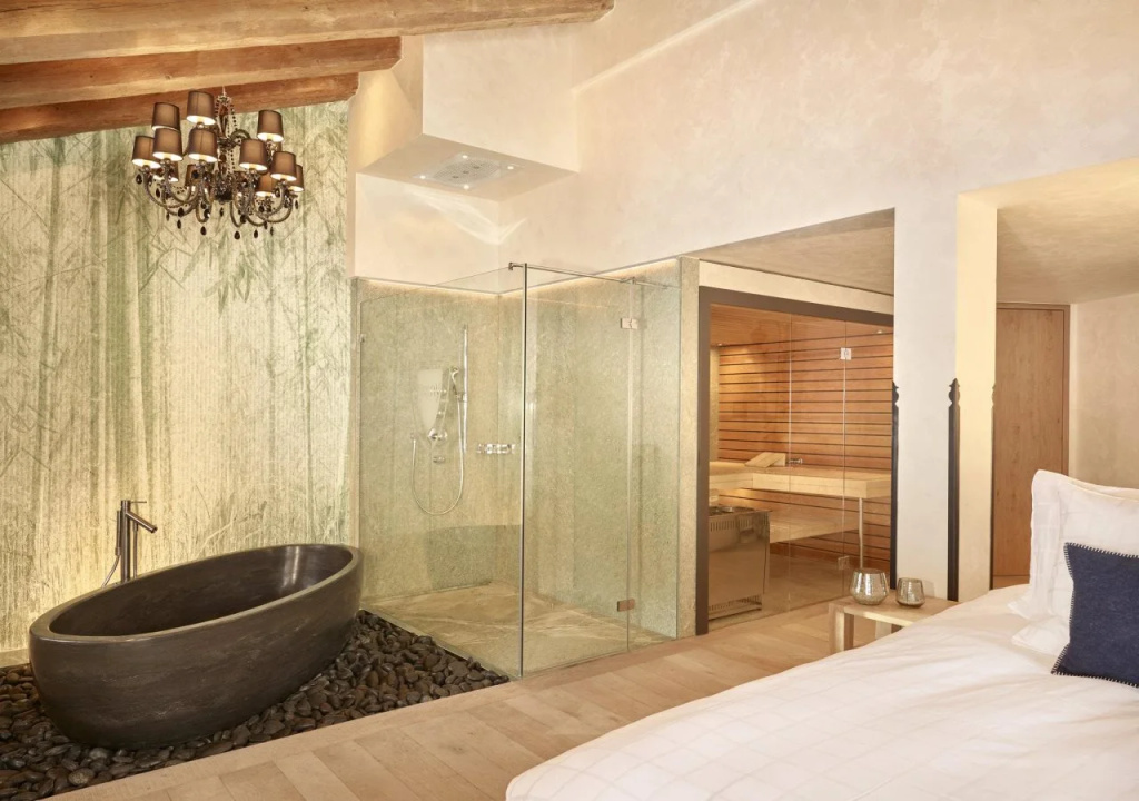Firefly Luxury Suites