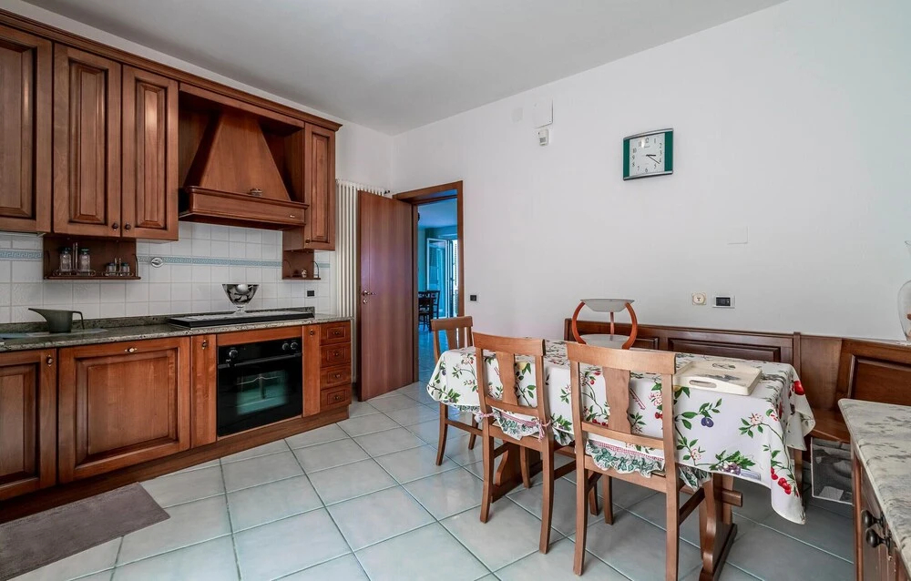 Nice Home In Belsito With Wifi