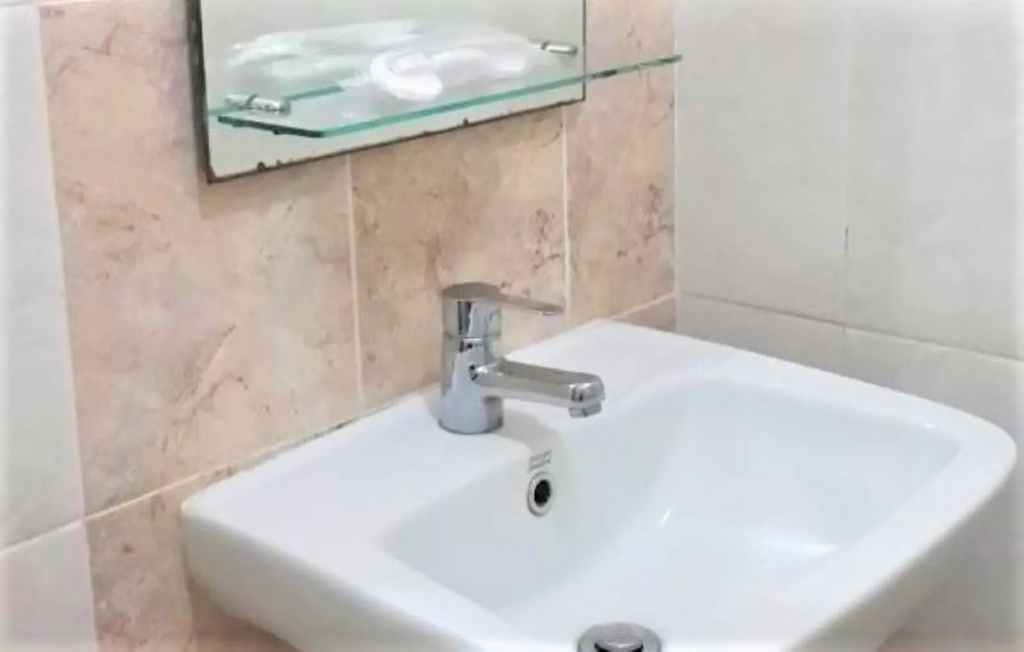 Wisma Davinci Roxy Jakarta