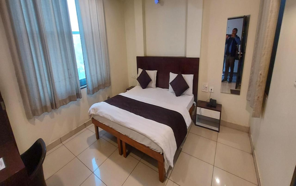 Hotel Rashika Palace Near Sindhi Camp Bus Stand, Jaipur