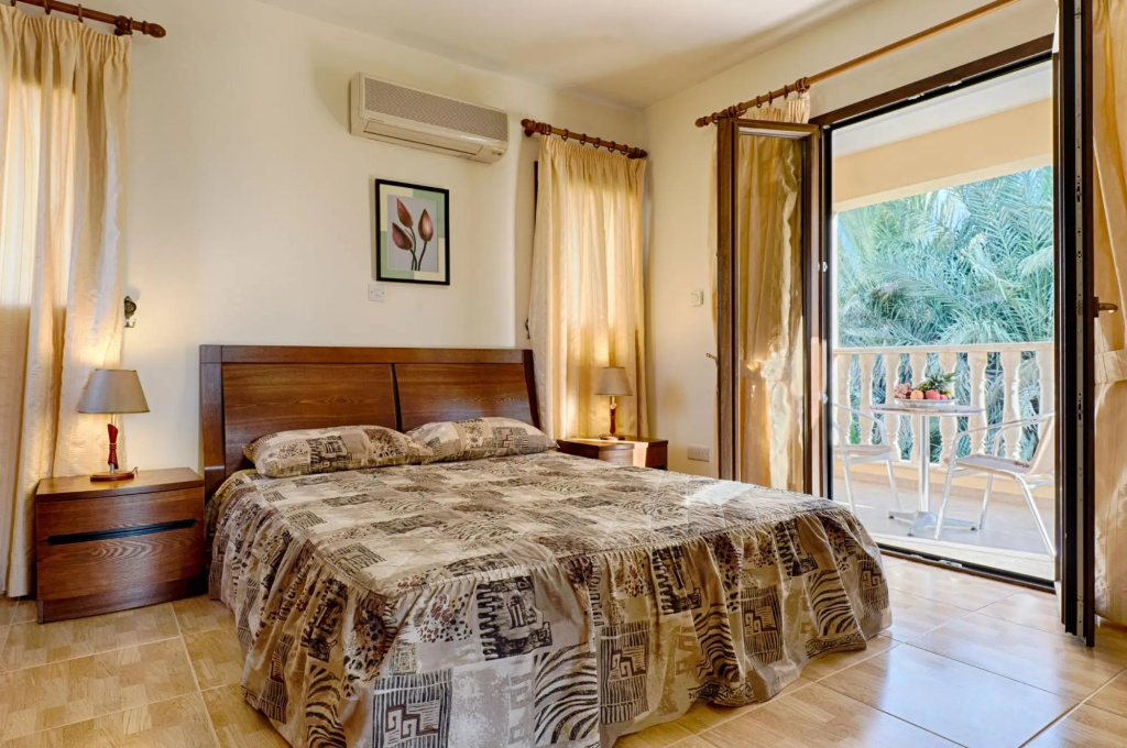 Villa Tsikkos Tria