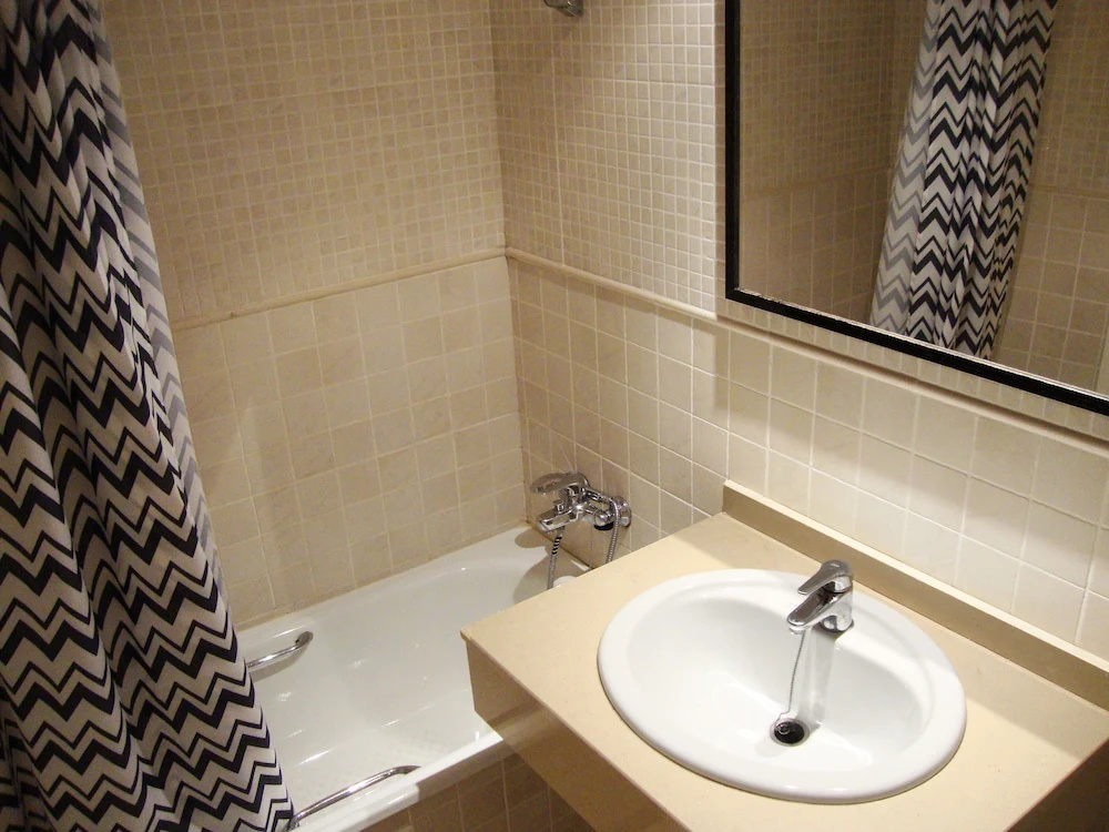 Apartamentos Alcala Blau 3000