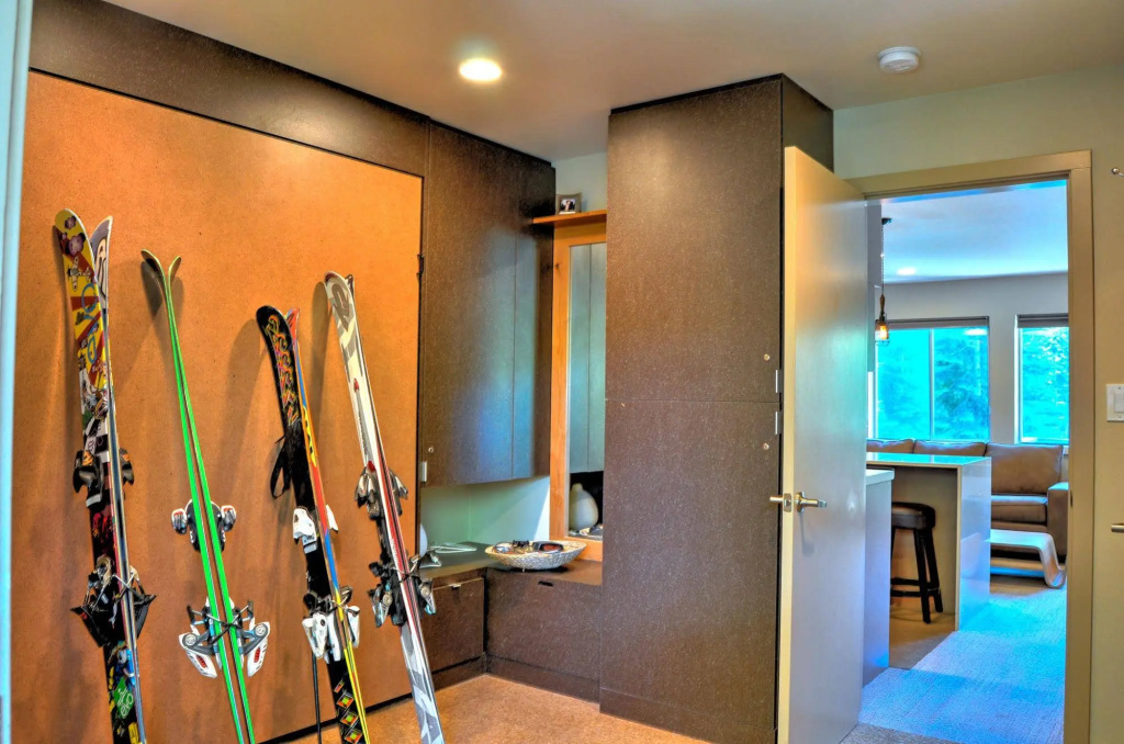 Crystal Chalets Condominiums at Crystal Mountain Ski Resort