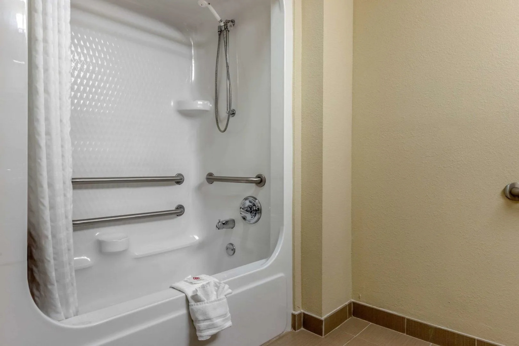 Comfort Suites Johnson City near University