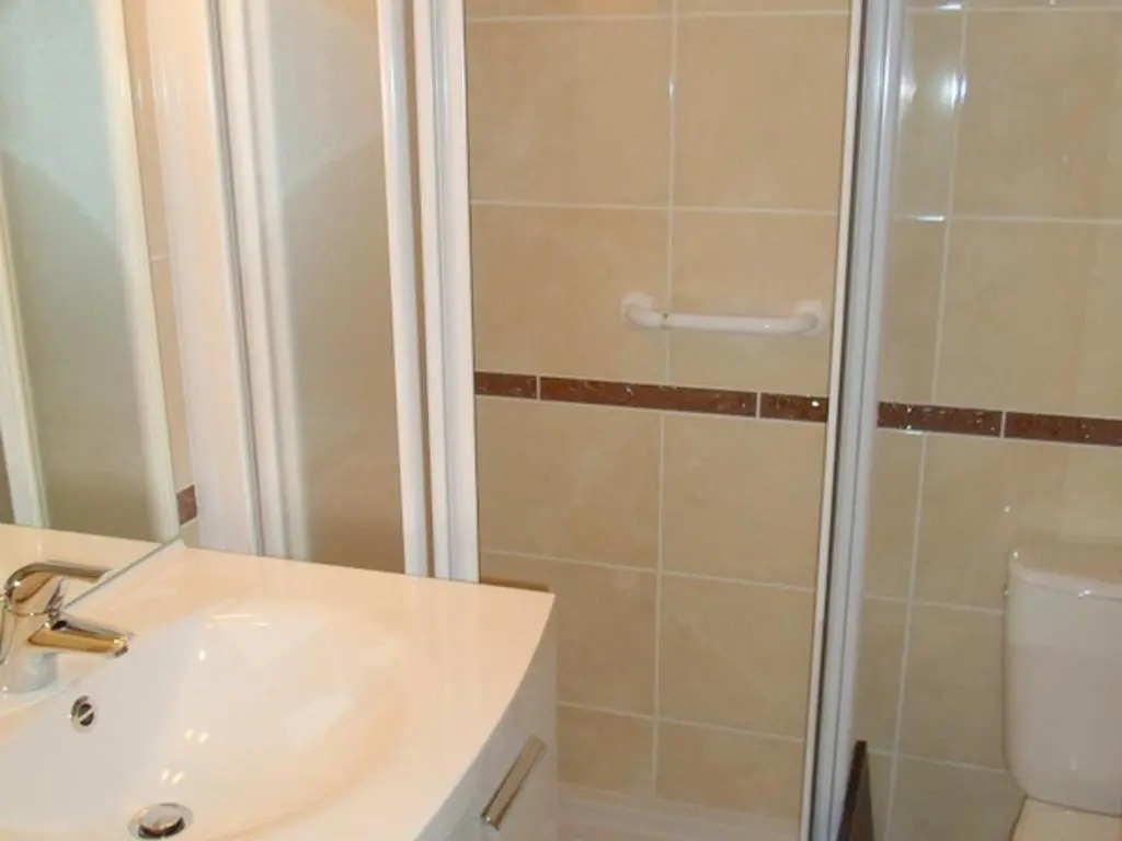 Appartement Balaruc-les-Bains, 1 pièce, 2 personnes - FR-1-503-9