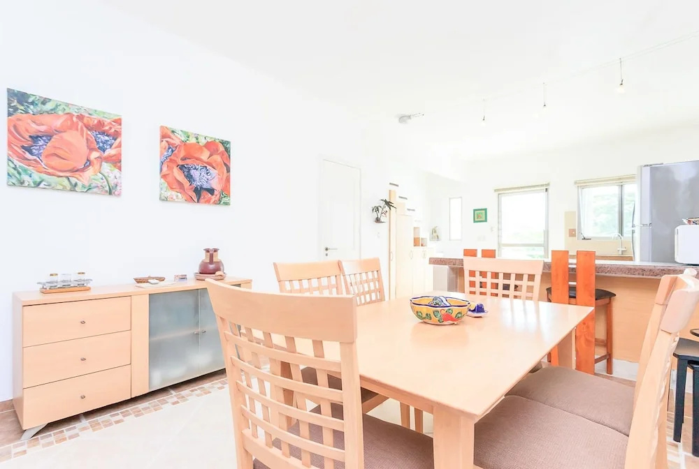 Condo Cristina by Riviera Rentals
