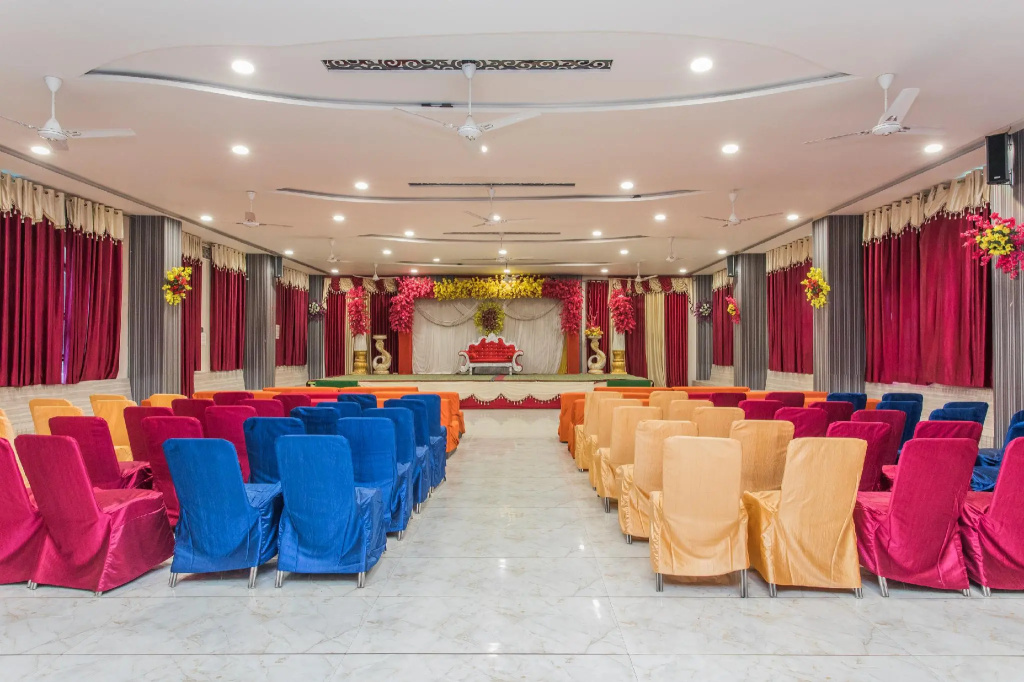 OYO 18757 Nakshatra Inn