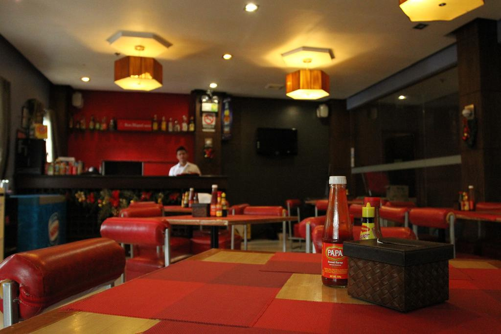 Hotel Camila 2