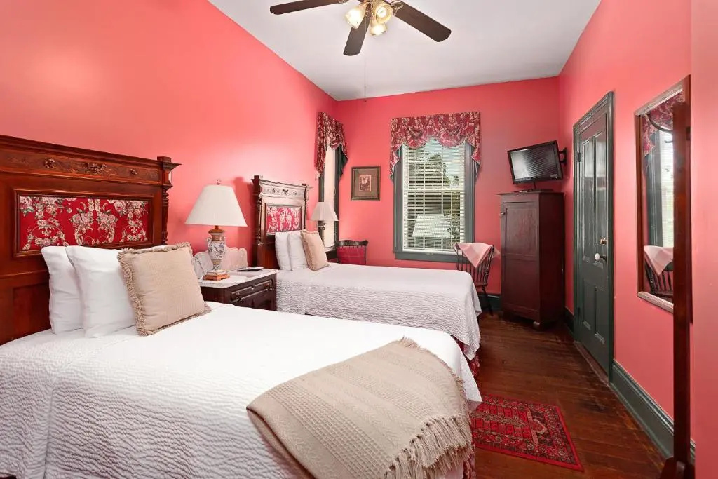 Spencer House Inn