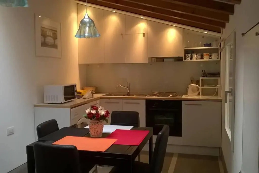 Charming House In Venice