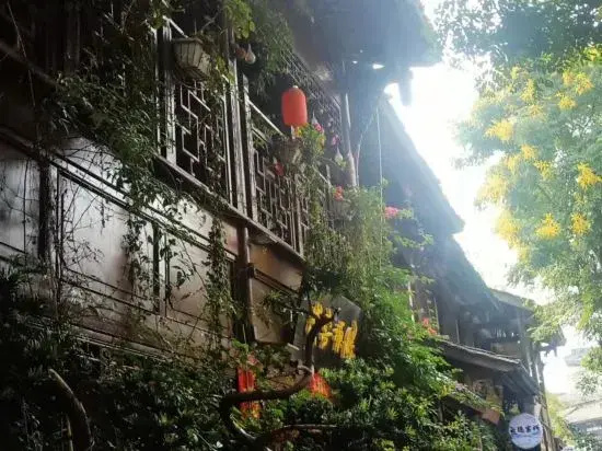 Juxian Pavilion Inn