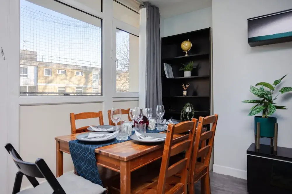Spacious 3 Bedroom Flat in the Heart of Shoreditch