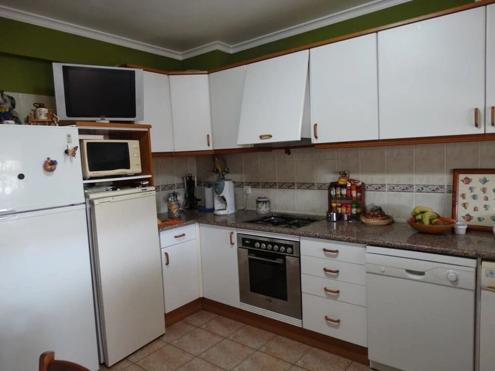 House With 3 Bedrooms in Parchal, With Wonderful sea View, Enclosed Ga
