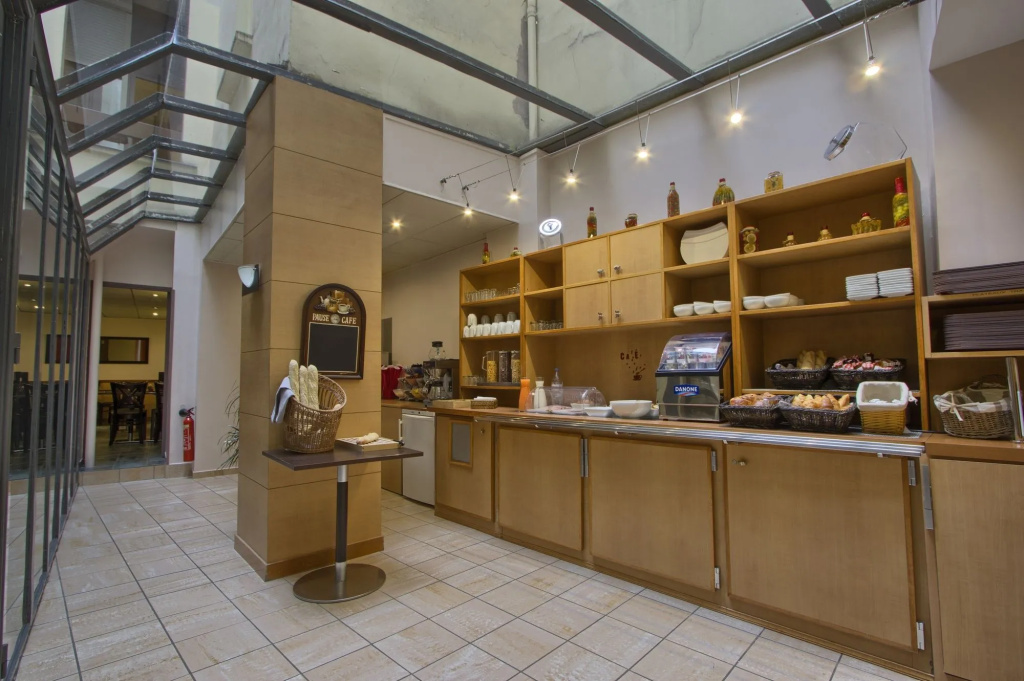 Timhotel Le Louvre