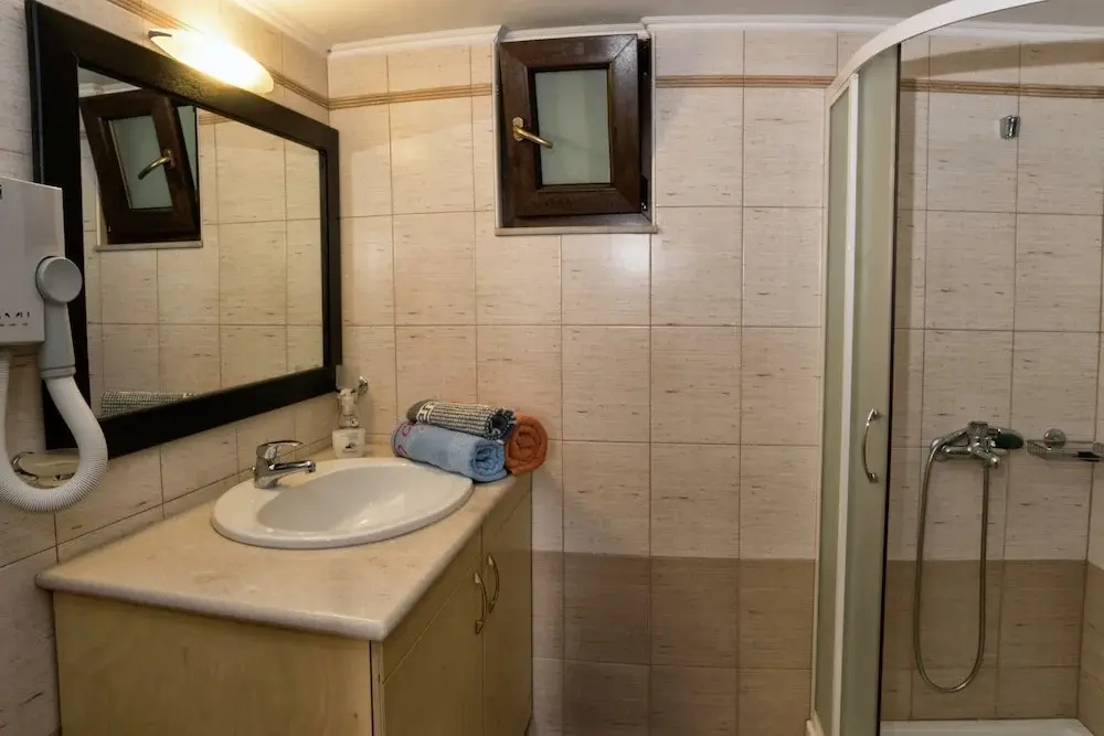 Family Friendly Villa Private Pool, Children's Play Area, Bbq, Spacious Garden, Near Beach