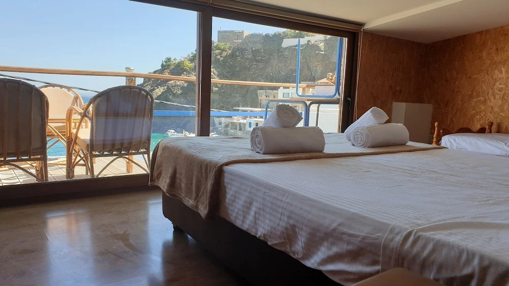 Comfortable Luxury House On The Sea South Crete