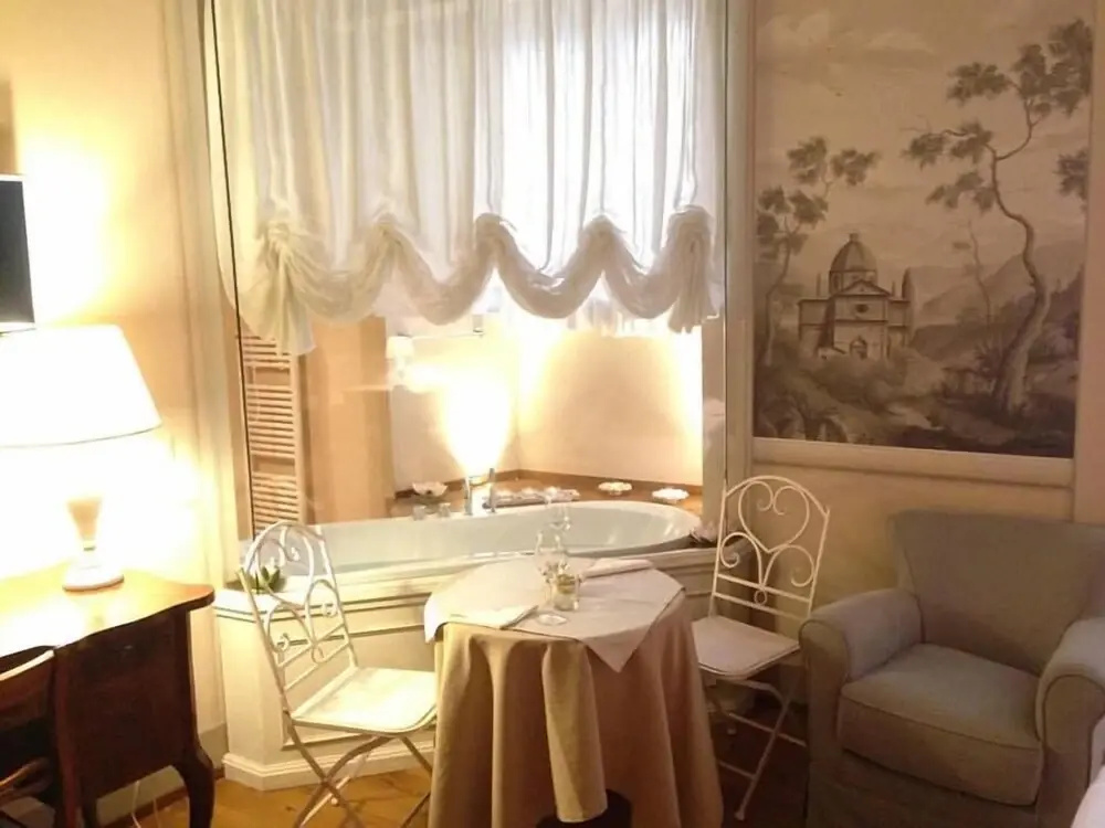 La Corte Di Ambra
