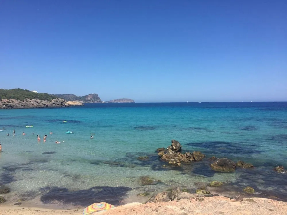 Nanit Rooms Ibiza Hostal