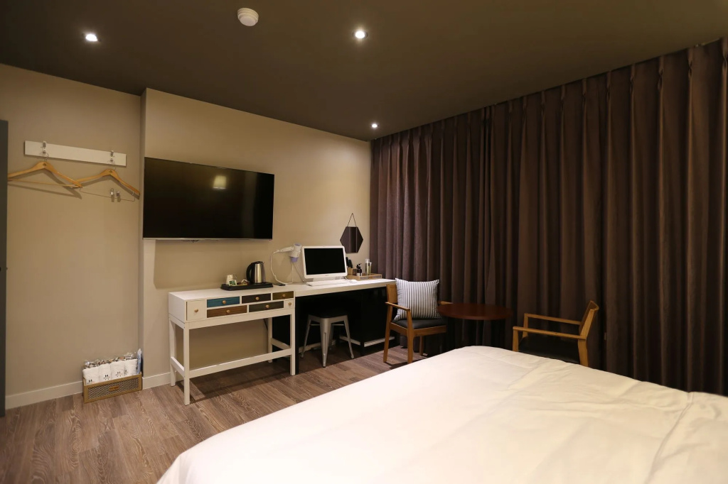 Hotel Bridge